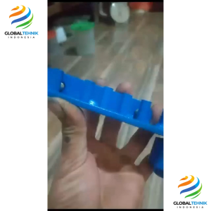 Alat tekuk besi beton pembuat cincin behel ukuran 4mm 6mm 8mm 10m bearing dibalut pipa besi