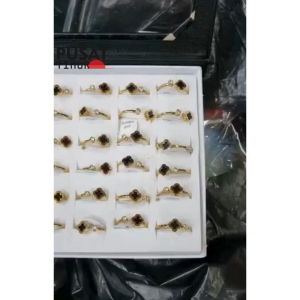 Cincin Clover Permata Kecil Titanium Model Simple Sederhana Wanita Elegan Tahan Anti Luntur | PUSAT TIMUR