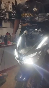 HONDA VARIO160 VARIO 160 HEAD LAMP HEADLAMP HEADLIGHT ASSY LAMPU DEPAN OE INDONESIA