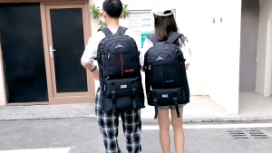 💥พร้อมส่ง ในไทย ถูกที่สุด💥กระเป๋าเป้เดินทาง แบบสะพายหลัง เดินเขา กันน้ำได้ ใส่ของได้เยอะ บรรจุ 65 ลิตร