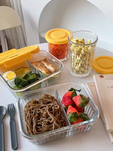 Cozy Corners กล่องแก้วถนอมอาหาร บรรทัดแก้วบอโรสิลิเกต แนวตั้ง พร้อมฝาปิด สไตล์เกาหลี และยี่ปุ่น สำหรับนักเรียน สำหรับนักงาน เข้าไมโครเวฟได้ แบ่ง 2 ช่อง