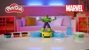 Hydro Pods Marvel Clash & Splash Duel Water Activated Battle Toy