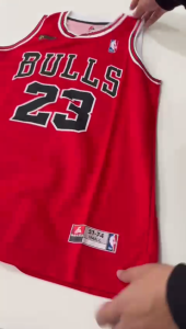 JERSEY BASKET JOORDAN 23 BULLS MERAH