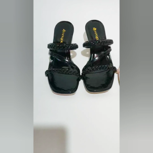 High Heels Hak Kaca 5 Cm Sandal Wanita Motif Kepang Hitam