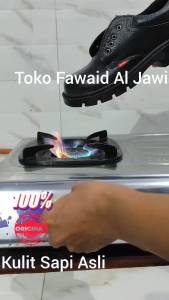 Sepatu Safety Bertali Kulit Sapi: Ujung Besi Keselamatan Kerja Proyek Industri Pom Bengkel Las Sepatu Safety Kitchen Anti Licin Minyak Oli Sepatu Tahan Bakar Sepatu Safety Pria Wanita