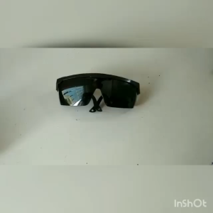 Kacamata Safety untuk Proyek Pabrik dan Laboratorium