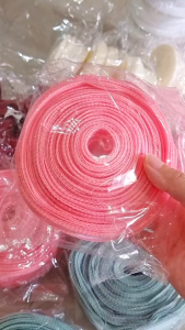 ริบบิ้นหางปลาหรือริบบิ้นคลื่นแบ่งขาย สำหรับตกแต่งช่อดอกไม้ ตกแต่งของขวัญ