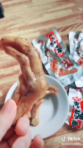 Chân Vịt Cay DaCheng - Chân Vịt Tứ Xuyên - Chân Vịt Trung Quốc - Gói To 318G -  Taiwan Food