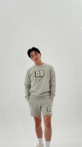 DAYBREAK Classic Sweatpants กางเกงขาสั้น สีครีม/เทา