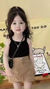 Setelan anak perempuan vest hitam Rok pendek denim musim panas Produk baru import fashion set