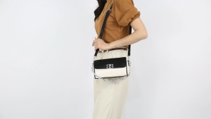 Tas Selempang Wanita VB3831: Tas Import Elegan & Trendy