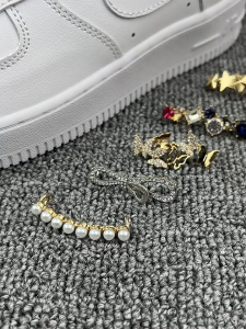 Shoe Charm Beads Shoes | Hiasan Manik Sepatu (Dekorasi Manik/Beads Tali Sepatu)