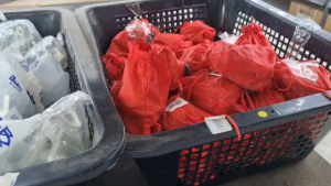 ชุดน็อตฟันบดเครื่องสีข้าว อะไหล่ หรือเครื่องสีข้าว ชุดของ 2 สี