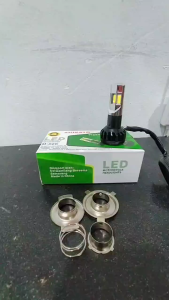 Universal AC / DC Putih 6 Sisi LED Tahan Air 6 Sisi Diterangi Lampu Depan Putih + Blast Flash