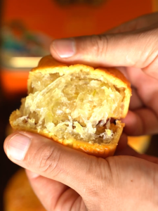 Old-fashioned Winter Wing Moon Cake Winter Rong Classic Mid-Autumn Festival Cake