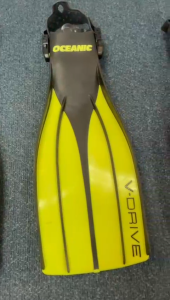 【CLEARANCE】Oceanic V Drive Fin Open Heel for Scuba Diving Fin Snorkeling Fin