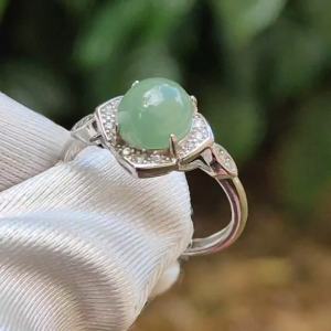 Green Natural Type A Jadeite Jade cabochon 7.8 * 7.2 * 4.5 mm set with S925 Silver as adjustable ring certificate weigh 2.23 grams (s925ring12)