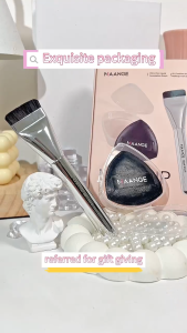 MAANGE (1+1 Is Greater Than 2) Ultra-Thin Foundation Brush Wet And Dry Triangle Powder Puff Are Essential For Foundation Makeup Combination