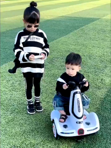 Kids electric cars With remote control With music and lights Kids toys 360 rotation Riding electric cars Electric Scooter