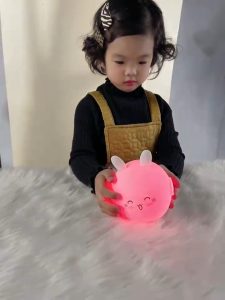 Lampu tidur silicon F10 Rusa & Kelinci LED dengan 9 Cahaya