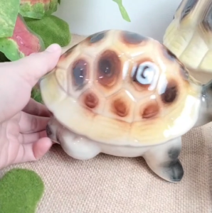 ตุ๊กตาแต่งสวน ตุ๊กตาเซรามิคแต่งสวน ตุ๊กตาเซรามิคแต่งสวน มี 2ขนาด 3.5นิ้ว 9.5นิ้ว เต่าฮวงจุ้ย ตุ๊กตาแต่งสวน ตุ๊กตาจัดสวนหย่อม