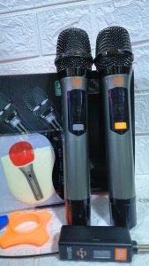 JBL 50S Party Box: A High-Quality Wireless Mic & Pro Sound Receiver