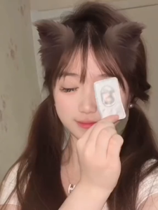 MrsH Contact Lens With Power 0-800  14.0mm len Grey Bubble Free lens case