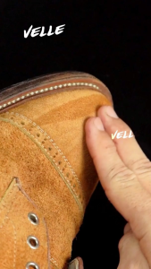 Velle Suede Renew