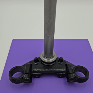 KAYABA KYB RXZ TEE-FORK T-FORK UNDER BRACKET COMP  UB1012 100% ORI KYB