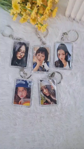 Gantungan Kunci Akrilik NEW JEANS HOW SWEET - Merchandise KPOP Ganci Kotak Murah Keychain Korea Bubble Gum