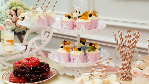 Cake Plate Holder Dessert Stand Buffet Set and Tray Set DessertCake and Cupcake Stand Candy Tray For Birthday Party
