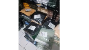 hoodie pria bandung jaket pria hoodie terbaru 2021 keren gaya distro sweater cowok brand tebal warna abu travel story dewasa laki laki sweter hodie polos jumper jombo terbaru jumpper oblong big size M XXL cod bayar ditempat jacket zipper style korean