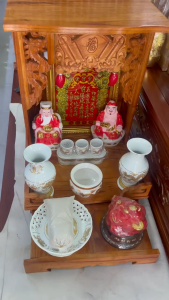 GIÁ SỐC NGUYÊM COMBO THẦN TÀI THỔ ĐỊA GỖ XOAN ĐÀO chỉ việc đặt vô nhà gia chủ (TẶNG CÁT)