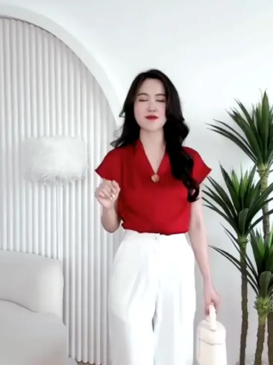 💥[A312] Áo sơ mi kiểu nữ NÚT GIỌT NƯỚC tay CÁNH DƠI cổ V vải mát dáng ...