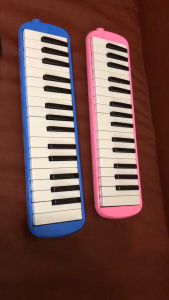 MYL-9 เปียโน 32 คีย์ melodica เครื่องดนตรีสำหรับคนรักดนตรีเริ่มต้นของขวัญกับกระเป๋า พร้อมส่ง