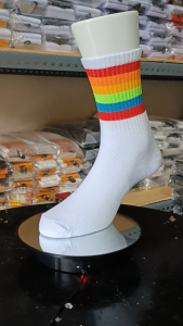 Raxen - Kaos Kaki Sport Oldschool Skate Dewasa Motif Rainbow