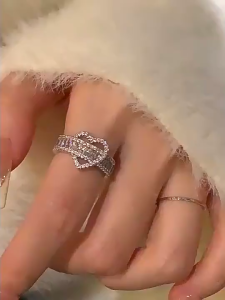 American hot girl style Open Adjustable Temperament Shiny Heart Shape Rhinestone Finger Ring Heart Rings Jewelry Women