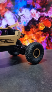 Mainan Mobil Offroad Remote Control Rocks Crawler