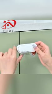 TWOL SHOP, 1pcs Self-Adhesive Fridge Closet Door Latch / Baby Safety Cupboards Cabinet Locks / High Quality Anti-Pinching Furniture Clasp / Closure Drawer Door Kids Protector