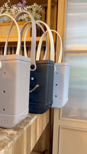 Marco Pony ผู้หญิงกระเป๋าถือ กระเป๋าสะพายความจุขนาดใหญ่ กระเป๋าแฟชั่น สไตล์ครีม แบบกันน้ำ ทนต่อการสึกหรอ EVA bag BP1003