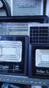 BOSCA 10W25W40W60W Heavy Solar Led Outdoor Flood Light IP65 Waterproof w/ Remote BOSCA-S01-10W