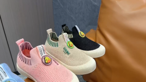 Childrens casual sports shoes Chinese style new boys and girls soft sole sports shoes