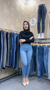 Celana Jeans Highwaist Wanita Skinny Panjang Jumbo Bahan Soft Melar