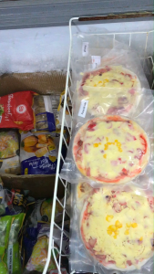 Pizza làm sẵn size 16 cm nhiều phô mai vị gà nấm