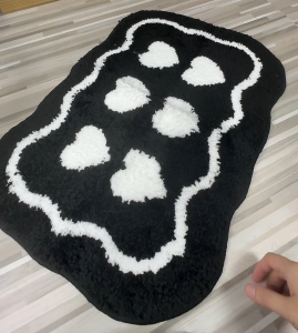✨SG SELLER✨ New Elegant Polyester Fleece Anti-slip Heart-Shaped Floor Mat for Bedroom & Home