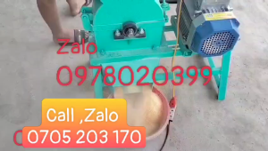 Máy đập bột nghiền vỡ ngô nguyên bông nghiền tre cho dúi