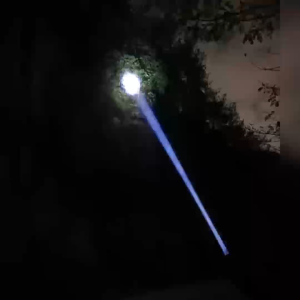 Portable Zoombable lampu Multi-Functional Outdoor Strong Light LED Long-range Telescopic Zoom Flashlight Plastic USB Rechargeable Flashlight