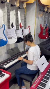 Đàn Piano Điện Toyo XS800 - 88  Phím Nặng + Kết Nối Bluetooth + Kèm Chân Gỗ + Tai Phone + Tặng Kèm Ghế Cao Cấp