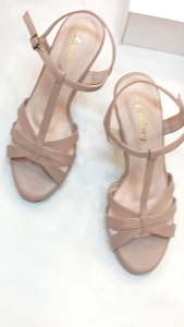 รองเท้าส้นสูง 4 นิ้ว รุ่น 3-51 หนังนิ่ม สายคาดหลัง เสริมด้านหน้า รองเท้าเปิดปลาย เดินสบายไม่เมื่อย บริการจากฝีมือคนไทย