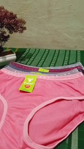 Set 6 Pcs Celana Intim Wanita Yutind Poliester Nyaman Warna Solid